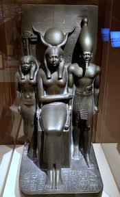 King Mankaure and two Goddesses