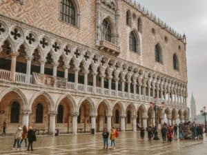 The gorgeous exterior of Doge's Palace in Venice 