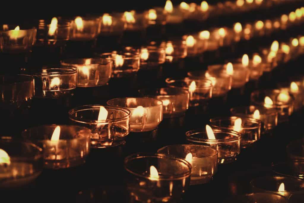 candle irish wake superstitions