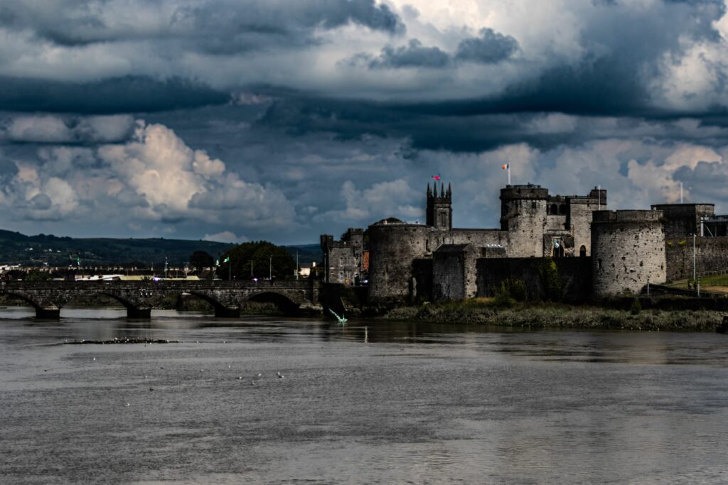 Best Cities to Visit in Ireland Limerick Castle min