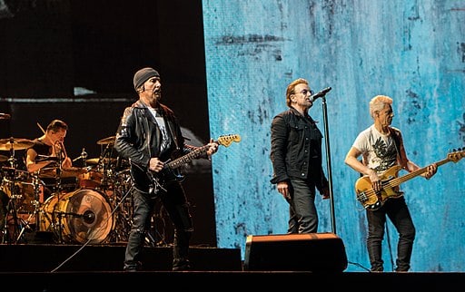 U2 Live Perormance - U2 Famous Irish Band