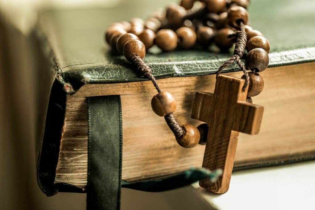 Brian Friel Faith healer rosary min