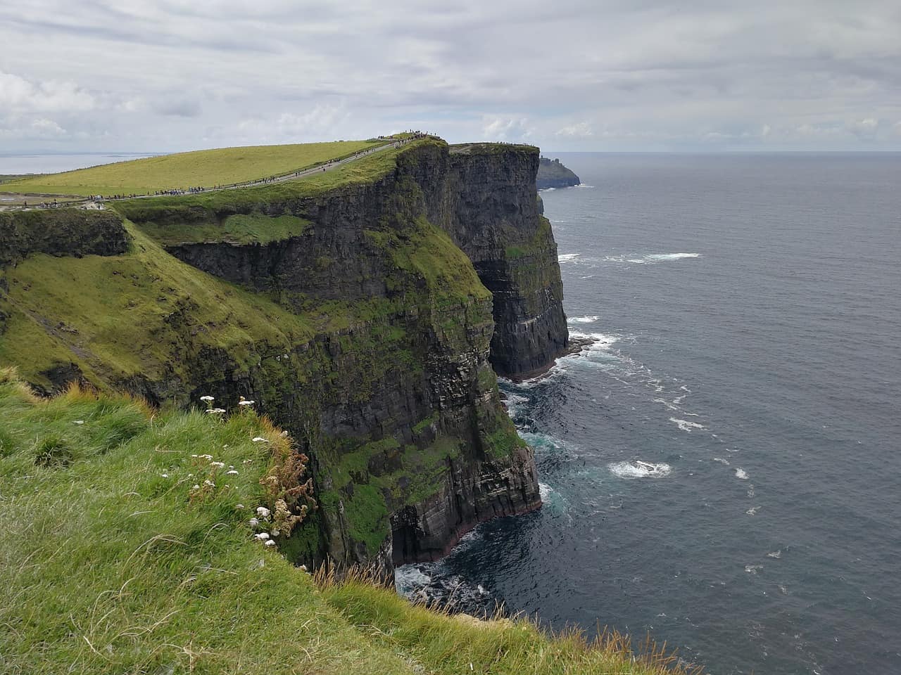 cliffs-of-moher-staycation-ireland