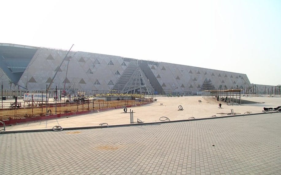 grand egyptian museum construction