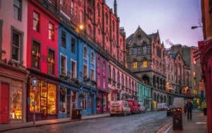 Outlander filming locations Edinburgh oldtown