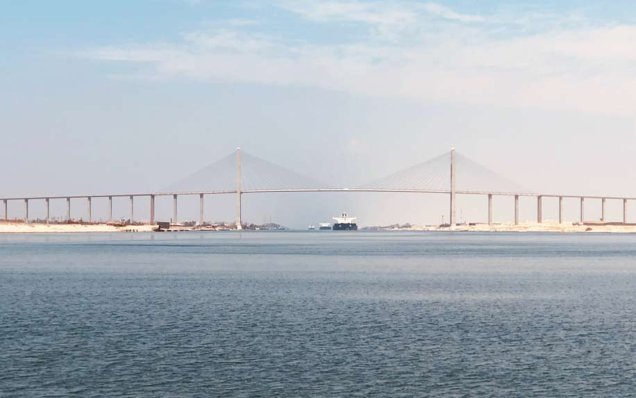Suez city bridge