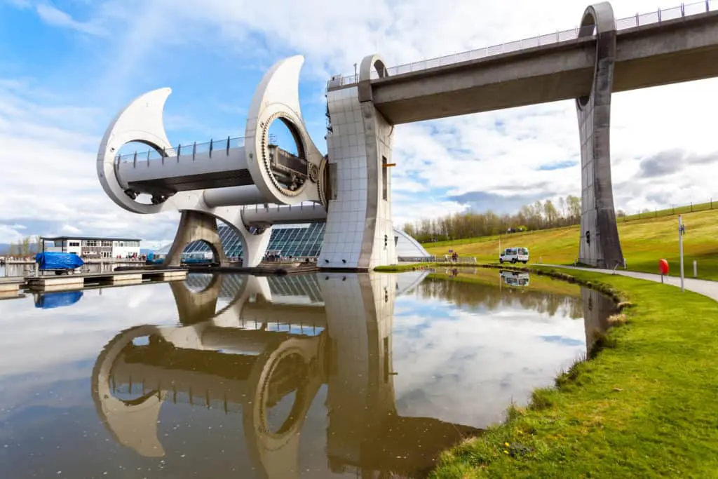 21140426 falkirk wheel scotland Edinburgh is a city that blows your mind once you arrive at its airport, sprawling with many historical sights. You can easily reach the centre of the town with an excellent transport network. This greater metropolitan offers all places, activities, art, and historical spots to suit all travellers. Whether you are a foodie, a history fan, or searching for thrilling activities, don't worry, this city is just the perfect place for you.