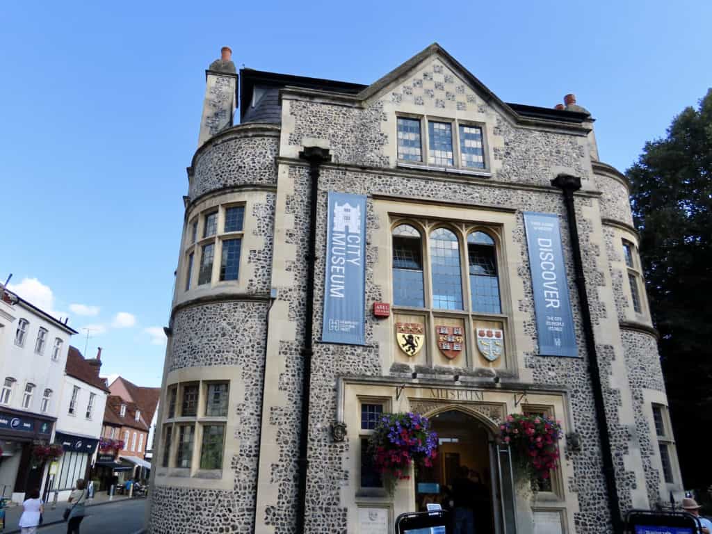 Winchester city museum things to do I was a student at the University of Winchester from 2016 to 2019 and I know that when I was trying to pick a university I researched arguably too much. Trying to pick the place you will be for the next 3 or 4 years of your life is tough, and so this article will hopefully give you some insight into the life and culture of being a student at the University of Winchester.