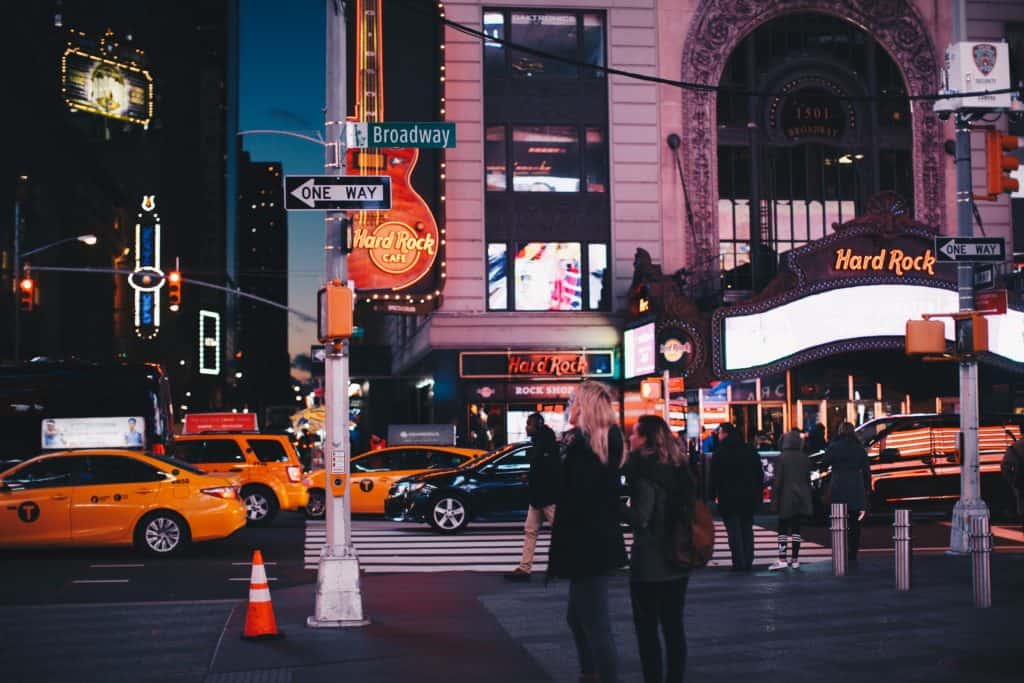 broadway newyork New York is one of the most recognised cities in the world. Take a look at our guide of the top 20 things to do in New York to make the most of your trip.
