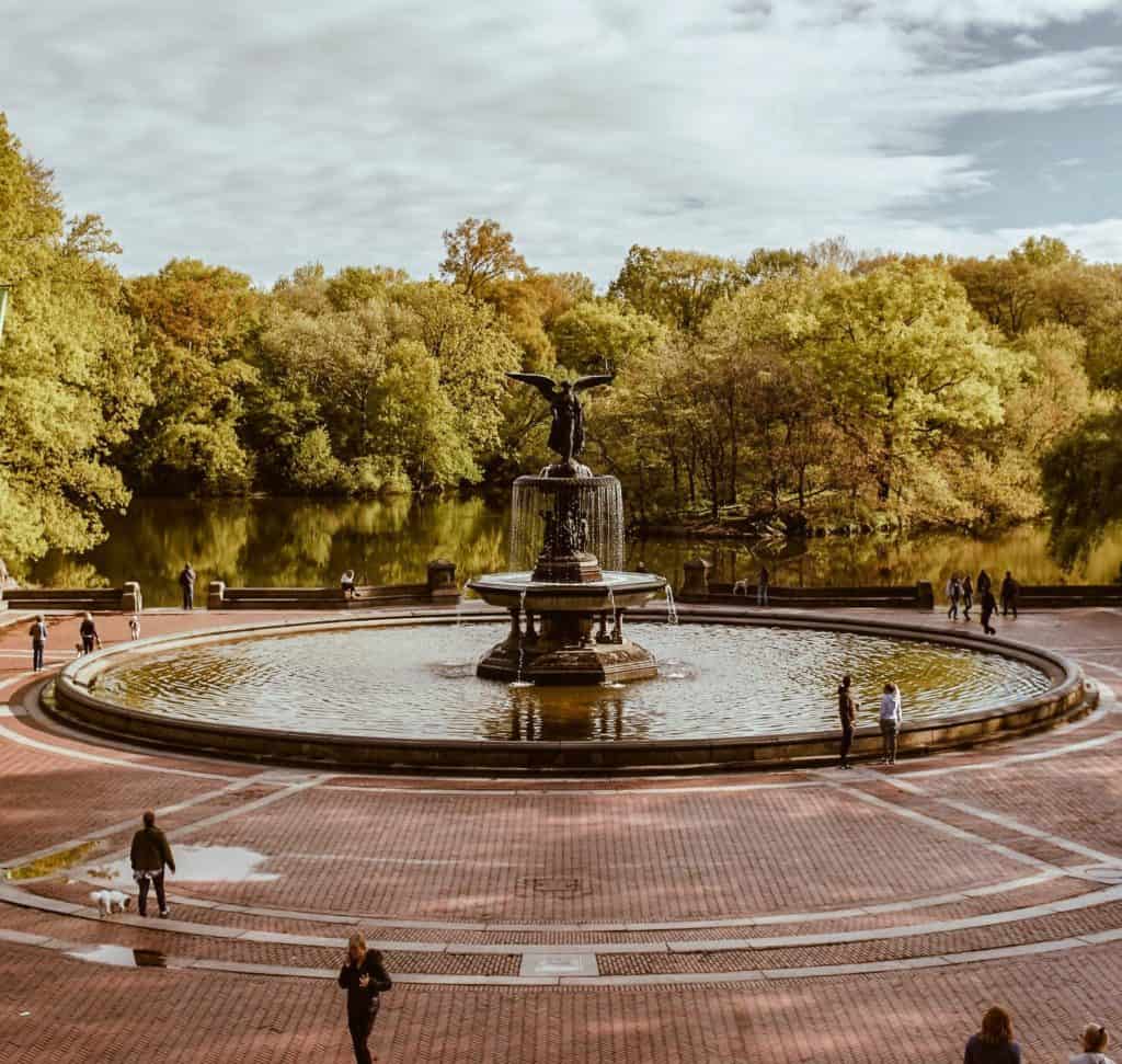 central park New York is one of the most recognised cities in the world. Take a look at our guide of the top 20 things to do in New York to make the most of your trip.