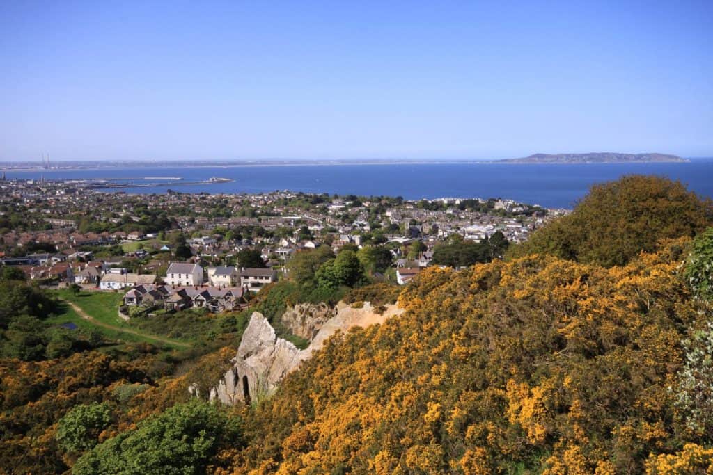 dublin bay gdb1f261b8 1920 In this guide, Connollycove will explore 10 amazing Irish towns you need to visit on your next trip over, to truly immerse yourself in the Irish culture and scenery. 