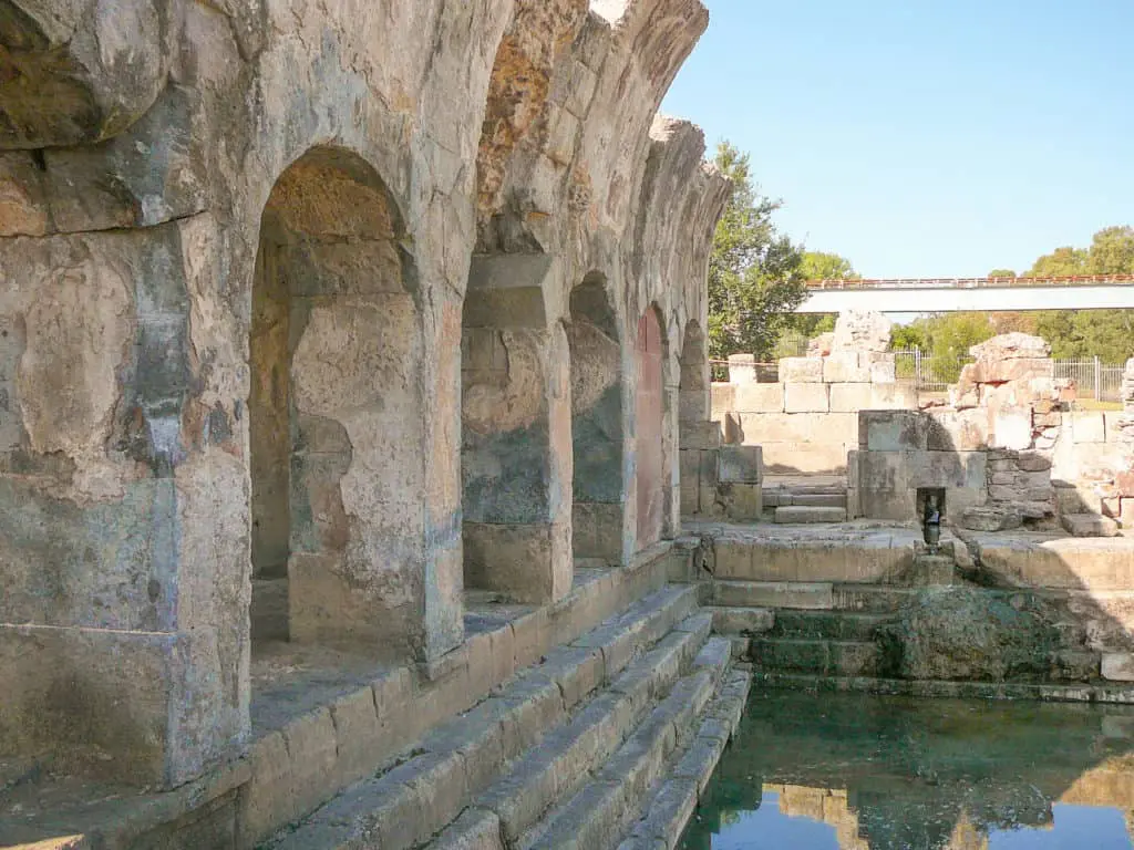 roman baths The Roman Empire was one of the most influential civilisations in the world. The ideas and culture of ancient Rome influence so much of our lives today.
