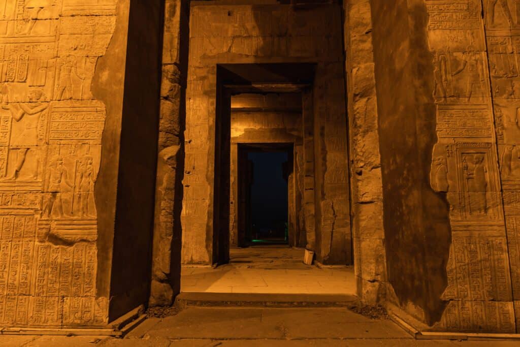 Kom Ombo Temple2 min1 Welcome to Egypt, the cradle of civilisation, where every corner whispers tales of history. Among its many treasures is the enchanting Temple of Kom Ombo, a jewel on the banks of the majestic Nile.Nestled in the city of Aswan, this temple offers a unique blend of mystery, beauty, and ancient lore. Standing on a promontory at a bend in the Nile, Kom Ombo is the only temple of its kind, venerated for its unique double dedication to two gods.
