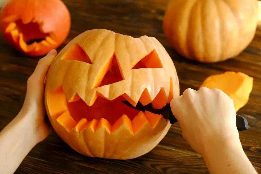 pumpkin carving - Samhain