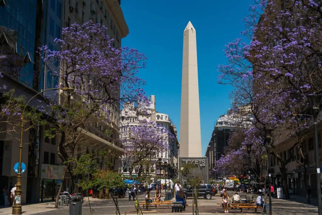 Buenos Aires Obelisk min Eight South American countries rank among the ten most significant countries in the Americas. The 2nd largest country in South America is Argentina, which spans 1,073,234 square miles. Argentina has a population of over 45,195,774 people. 