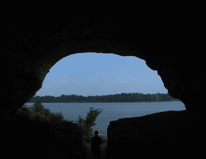 State parks in Illinois - Cave in rock