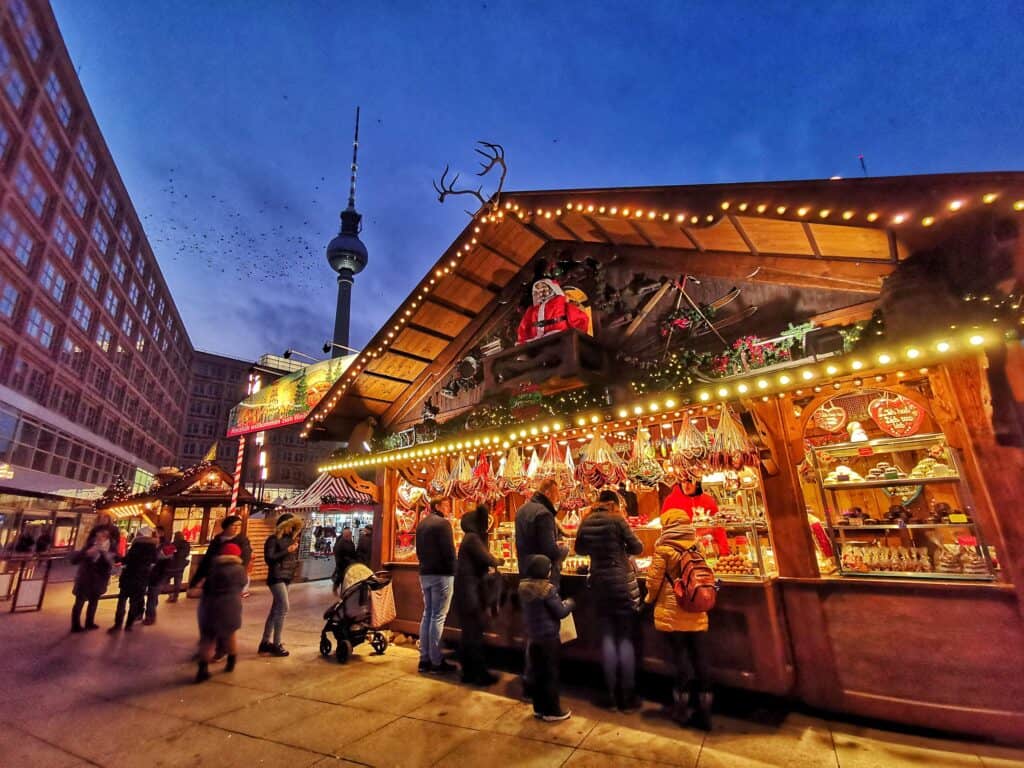 Christmas Markets in Berlin min A Christmas City break is an exceptional vacation that everyone gets ready to celebrate. Some people consider the Christmas vacation a kind of getaway from a busy life. Others wait for Christmas to have fun and enjoy activities with family and friends.