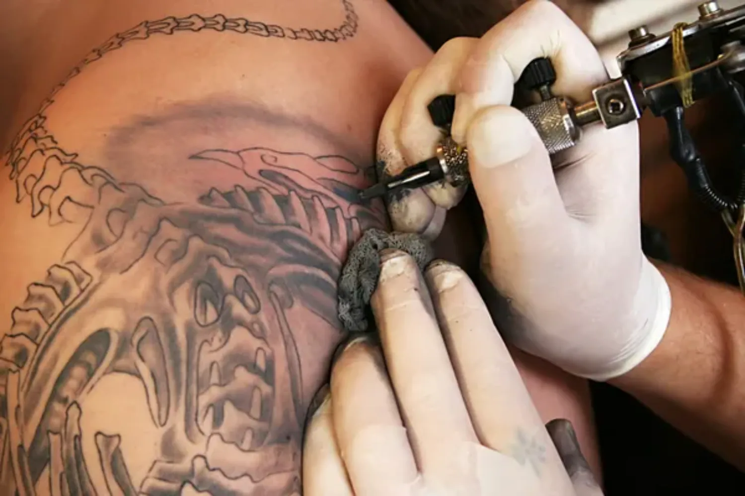 The Best Tattoo Ink Brands In The Industry - Our Complete Review Guide -  Tattify