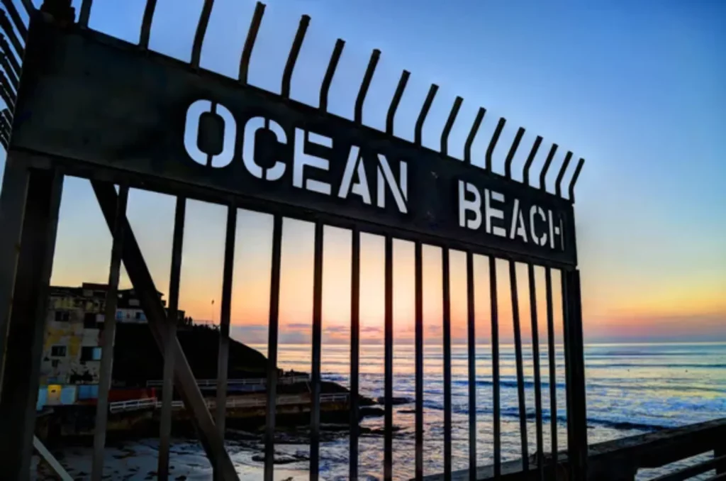 depositphotos 184408028 stock photo sunset ocean beach pier san San Diego is one of the top beach destinations in California, and for a good reason! With its temperate climate, gorgeous coastline and myriad attractions -not to mention being an incredibly popular spot among tourists from all over the US- it has something special that keeps visitors coming back. 