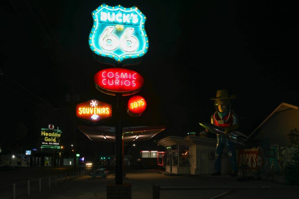 road trips in the USA - route 66 stop
