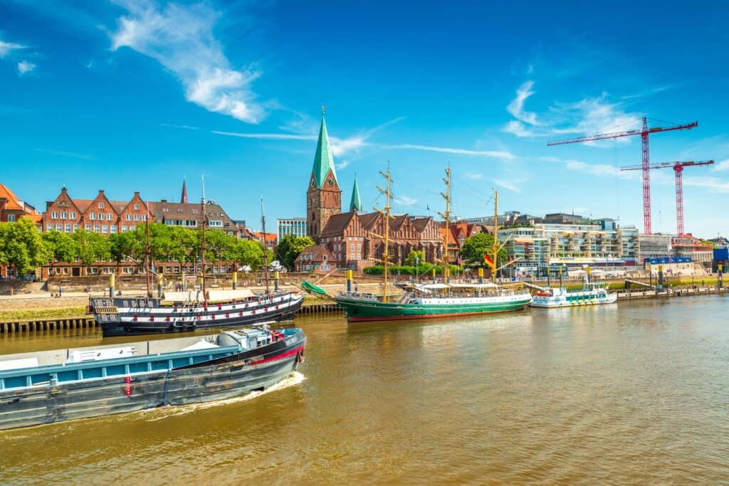 Bremen min Located on the line of the longest river flowing through Germany; the Weser, Bremen is the capital of a two-city state in Germany called the Free Hanseatic City of Bremen.