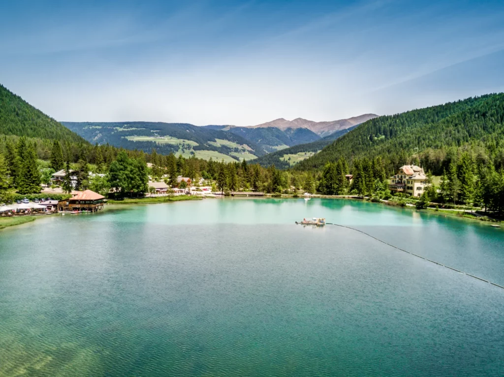 10 Spectacular Italian Lakes That Are Worth Visiting on Your Next Trip