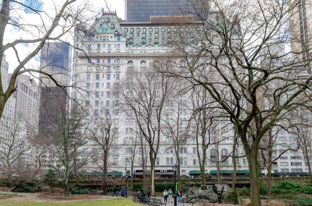 45110574 the plaza hotel nyc during winter with trees in forefront 1 Outstanding acting, hypnotic directing, a well-articulated plot, and some ludicrously lavish locations that we all wish to visit one day: the TV series Succession just has it all! After four years of exponential growth in quality and popularity, Succession is coming to an end, and we may finally find out who will inherit Logan Roy's fortune and power?!