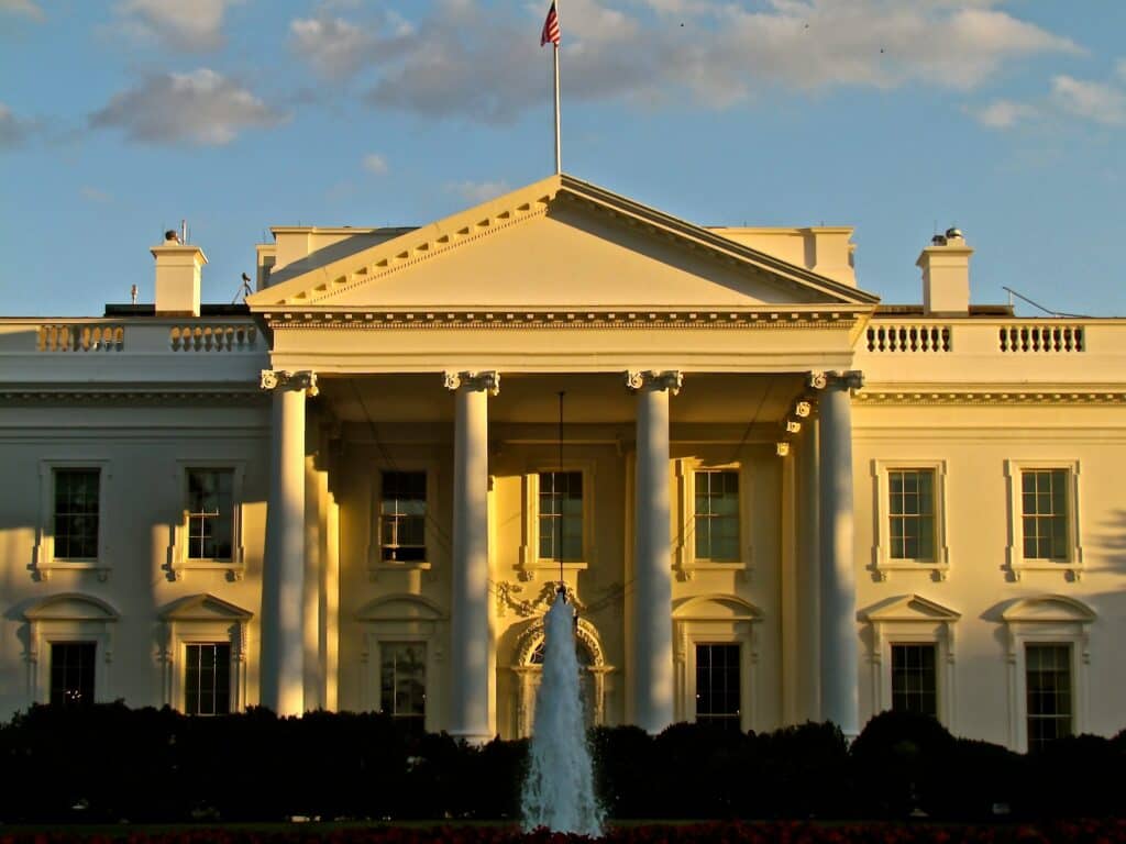 White House 9