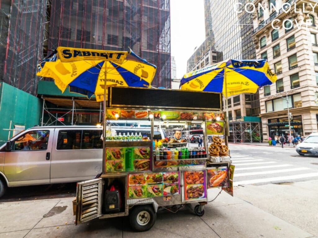 HALAL FOOD Seller in FIFTH AVENUE. Manhattan, New York City, USA
