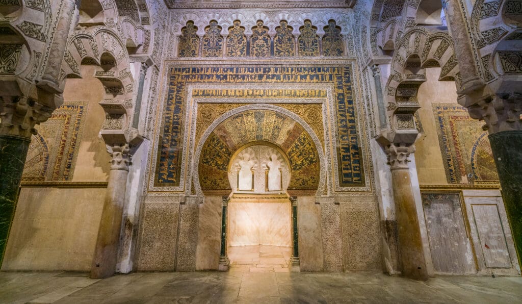 Islamic Architecture Wonders: Exploring Iconic Monuments of the Islamic World