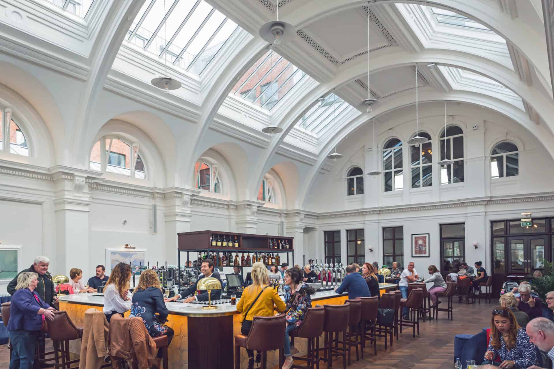 titanic-belfast-drawing-office-bar