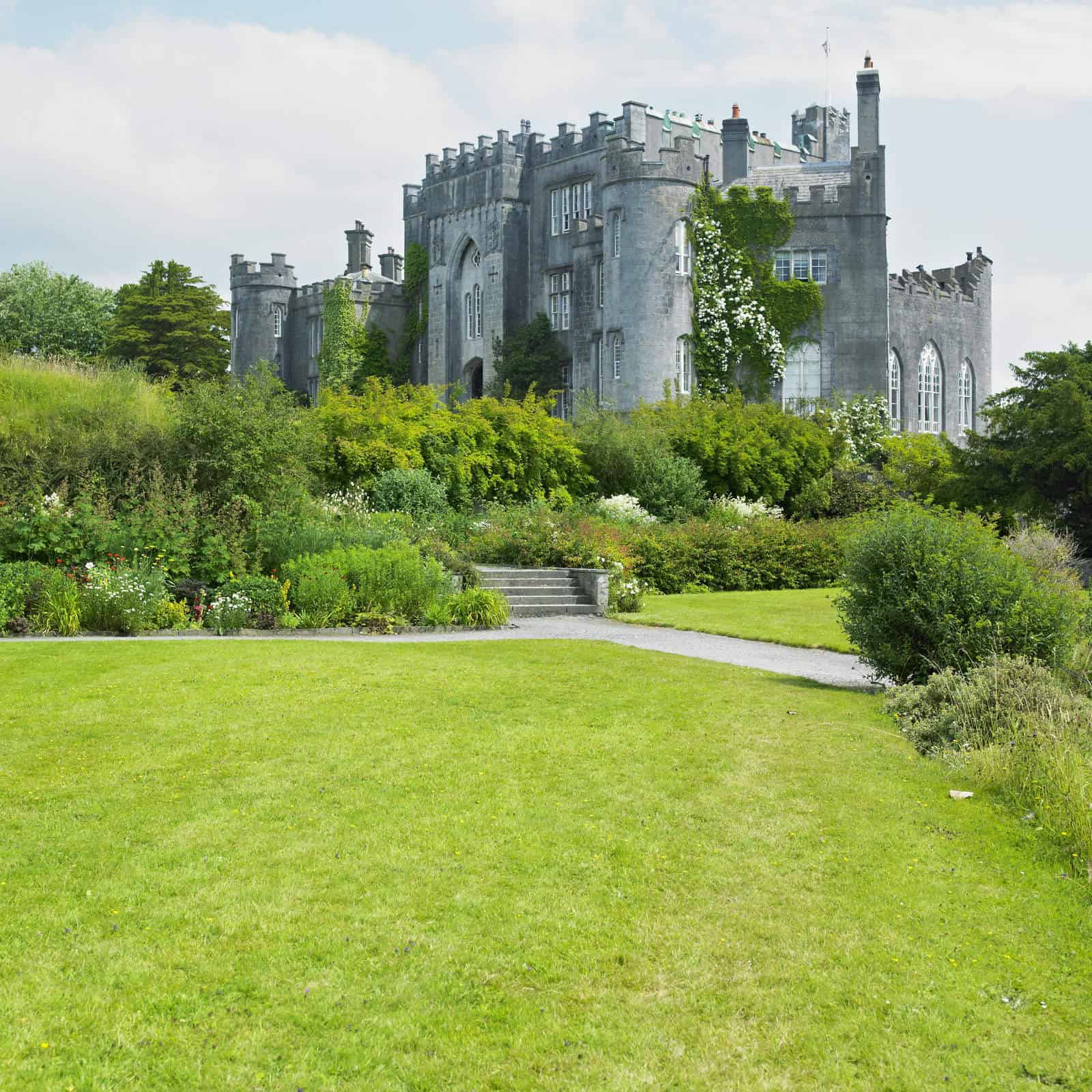10 Charming Irish Towns You Must Visit