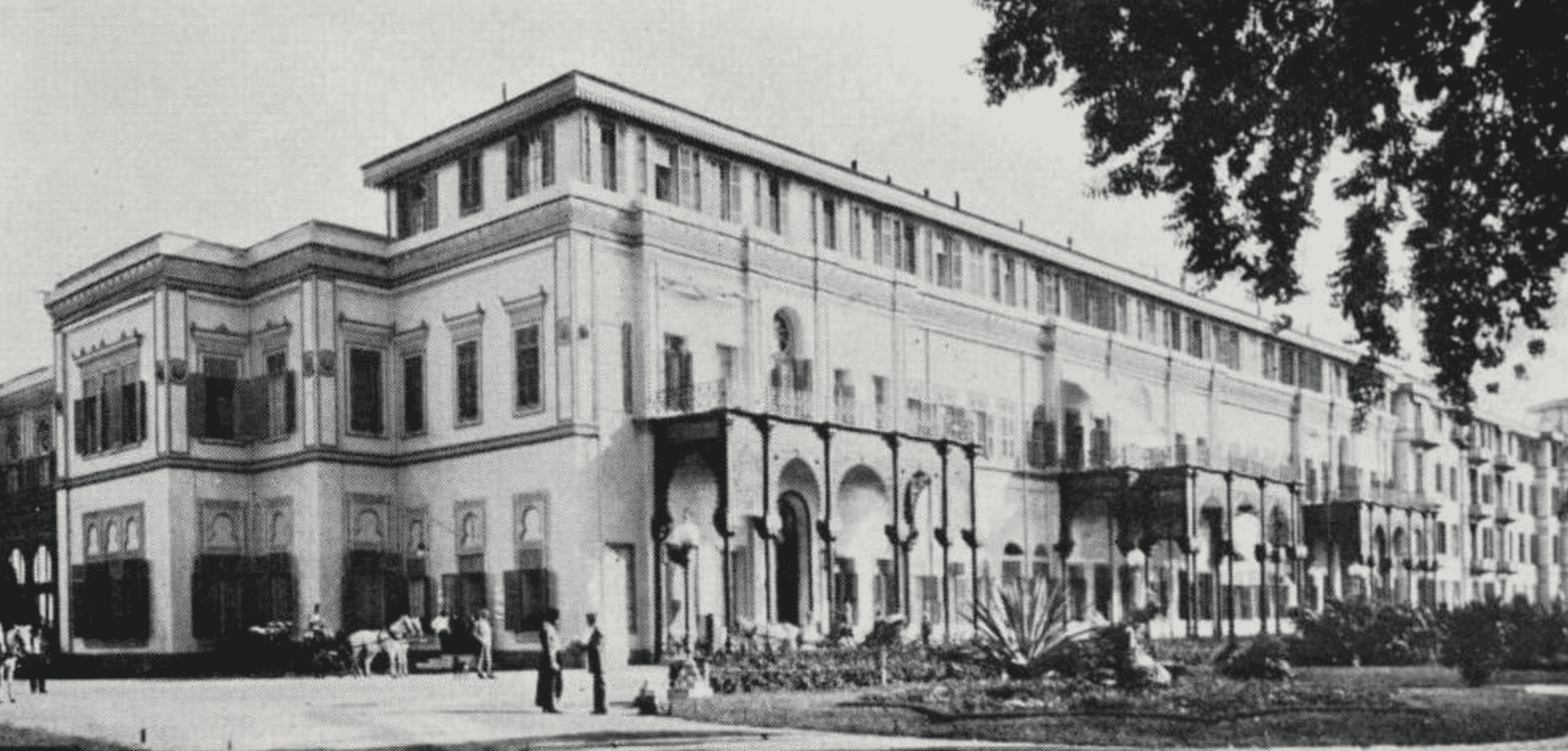 A dated photo of the exterior of Al Gezira Palace