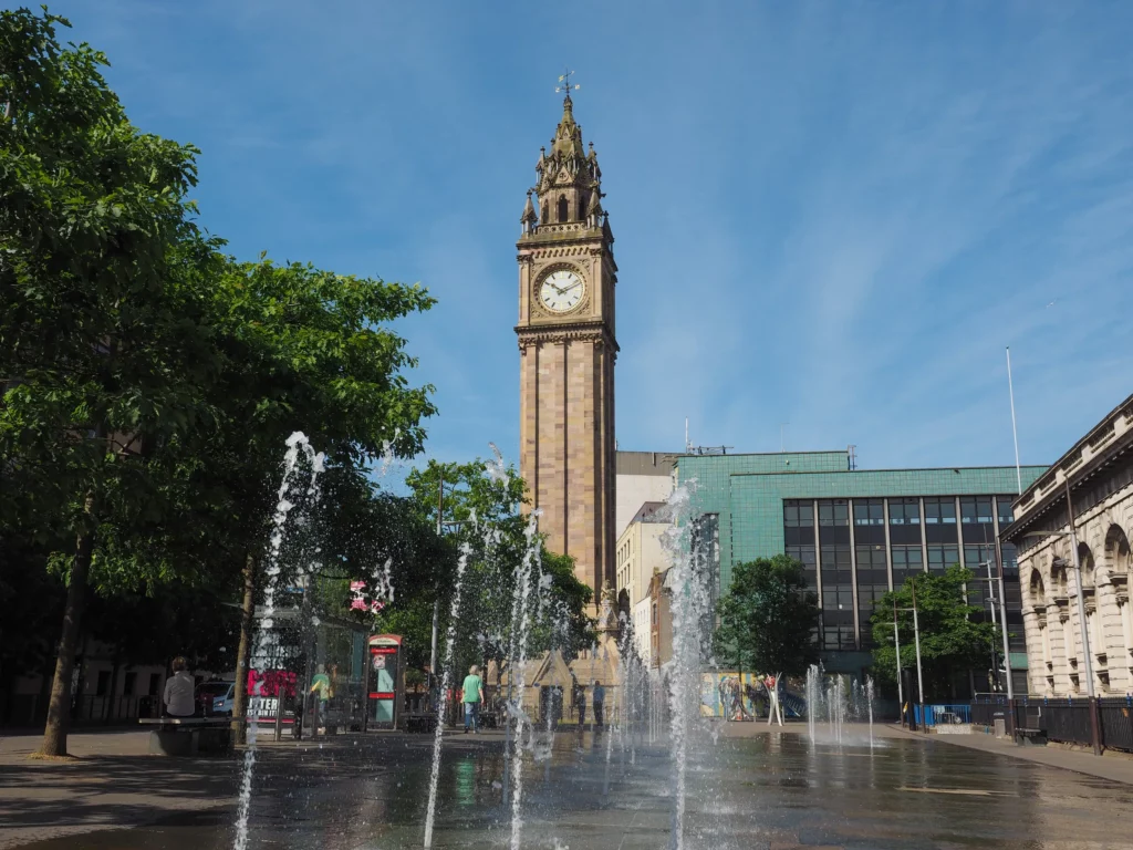 Clock Connolly 360 Degree Video of Albert Clock, Belfast - ConnollyCove