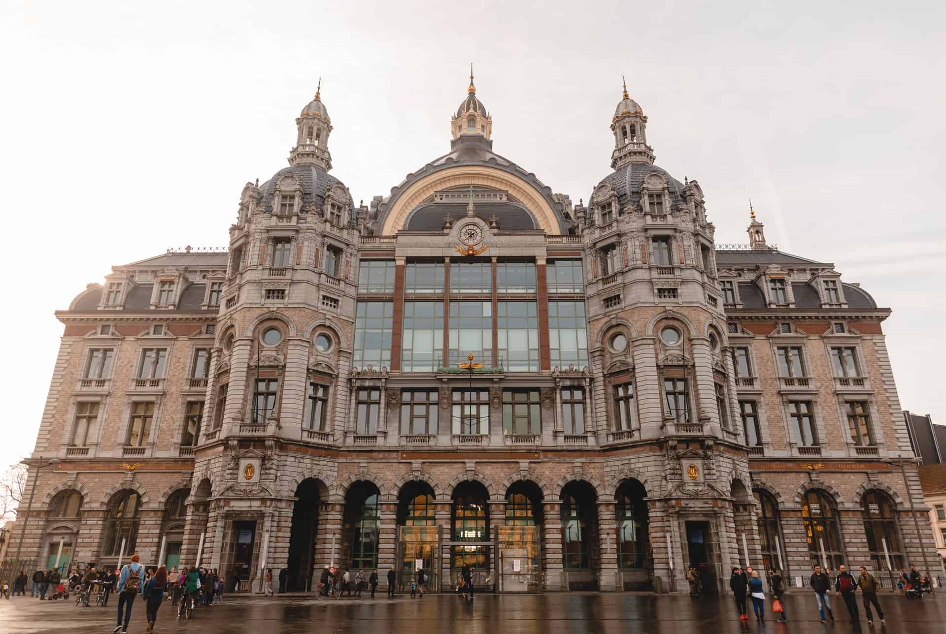 Antwerpen-Centraal-Belgium_Things-to-do-in-Belgium