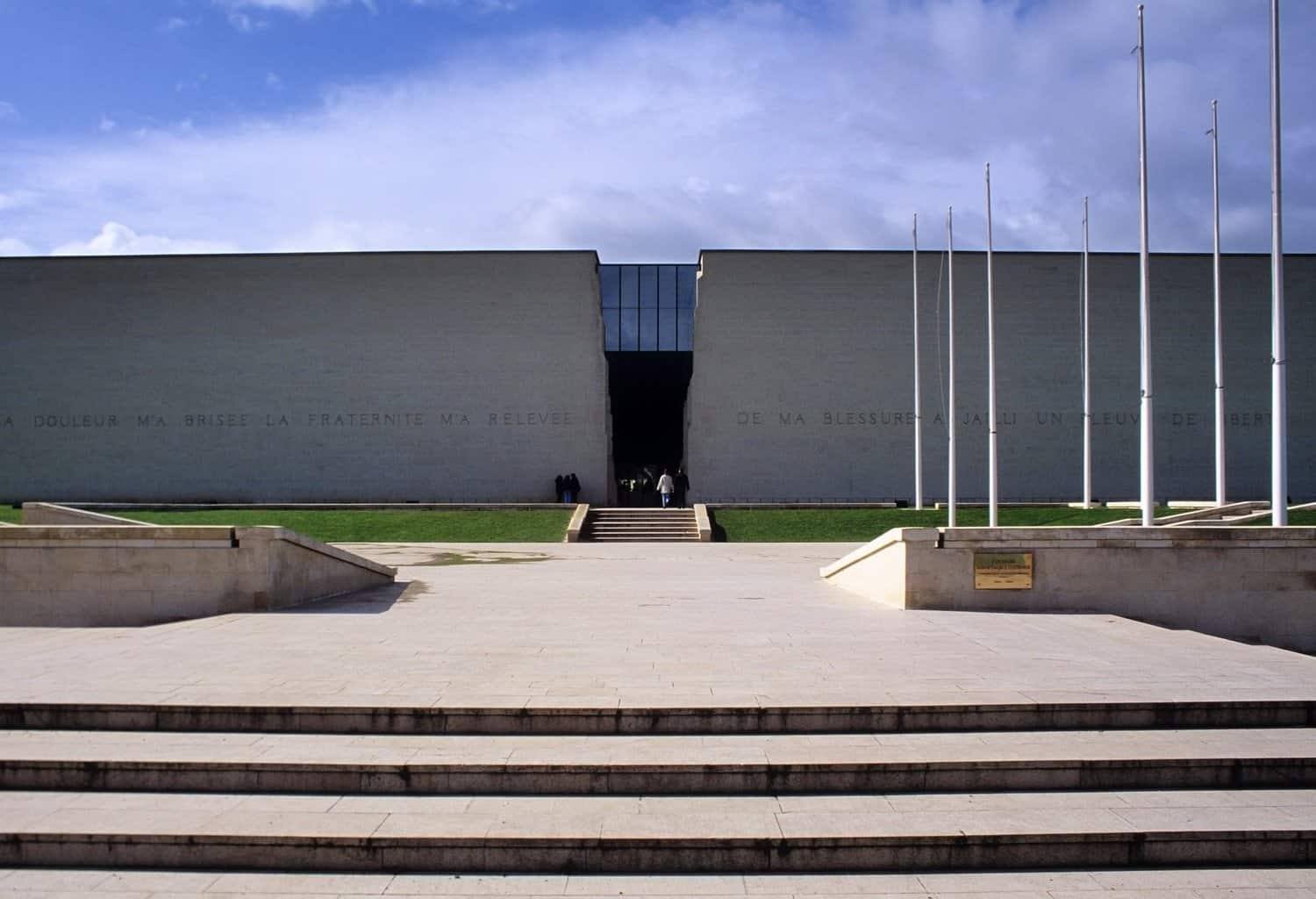 Normandy: 15 Stunning Things to do in the Region of Beauty and History