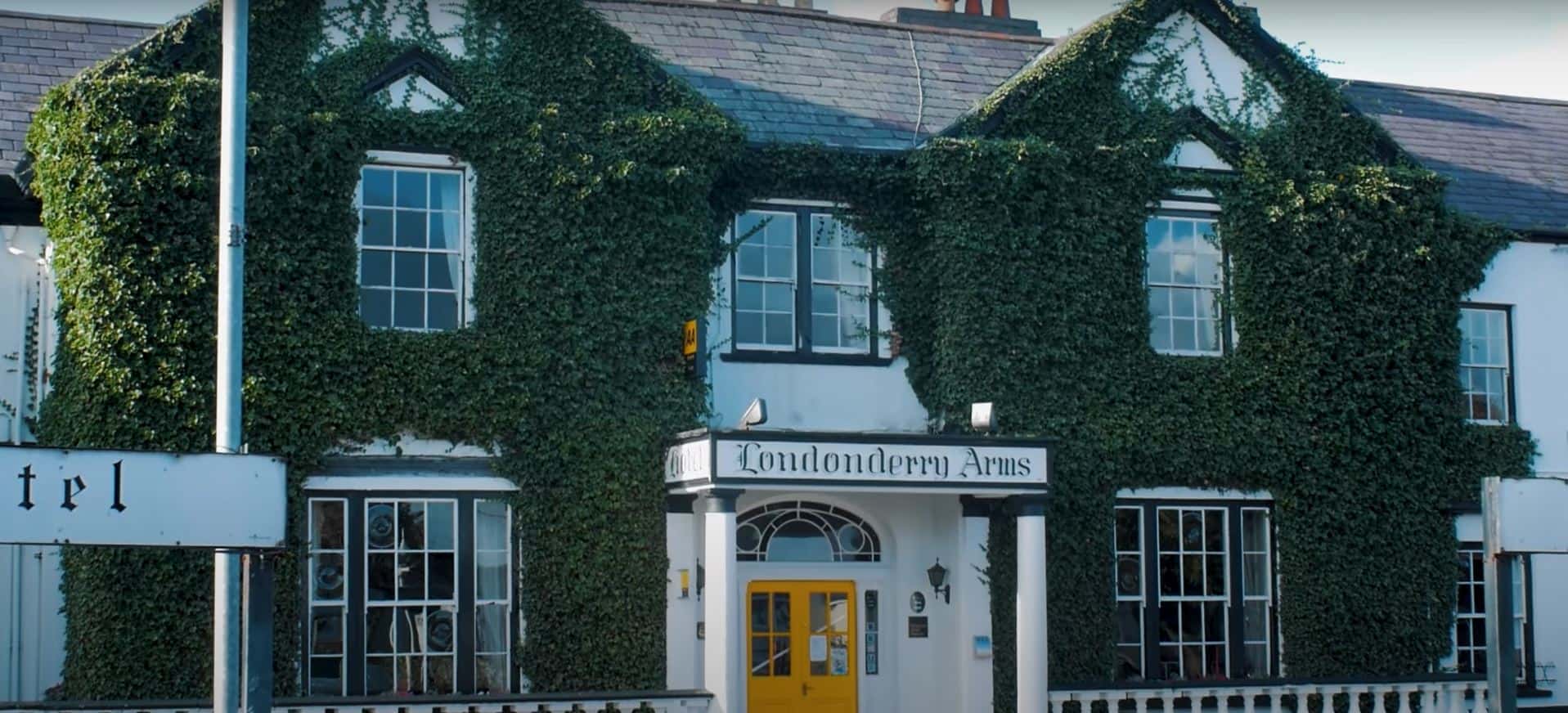The Beautiful Glens of Antrim - Northern Ireland Attractions