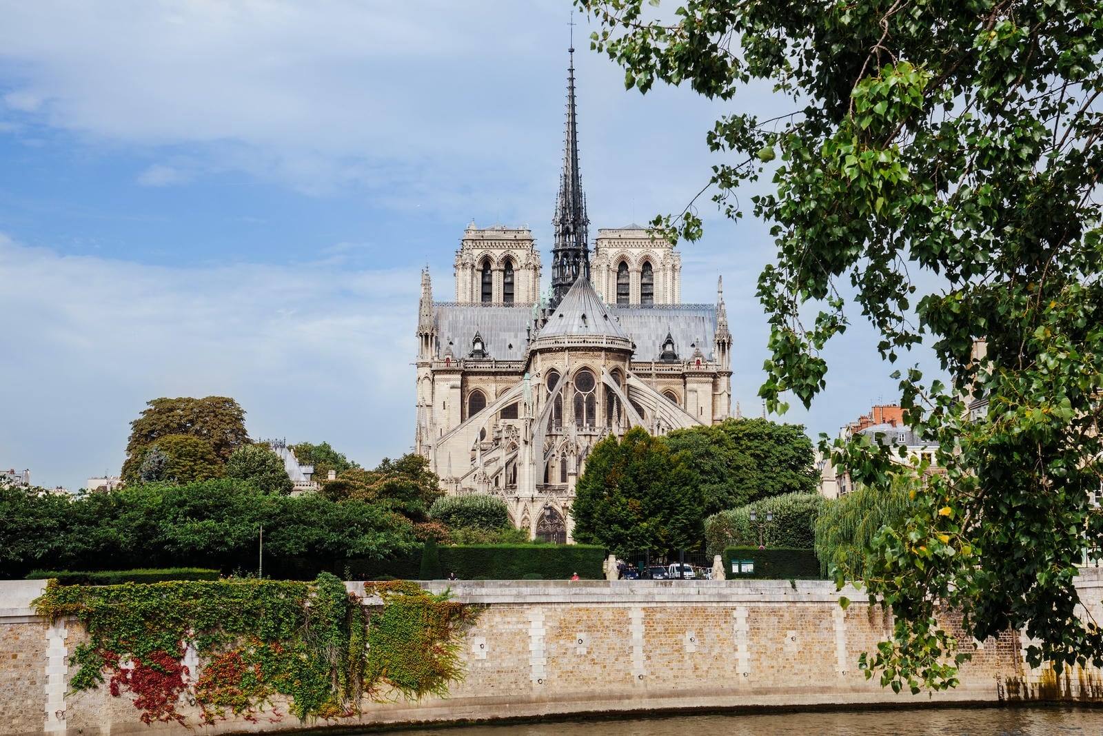 The Complete Day Trip from London to Paris Guide: Everything You Need to Know