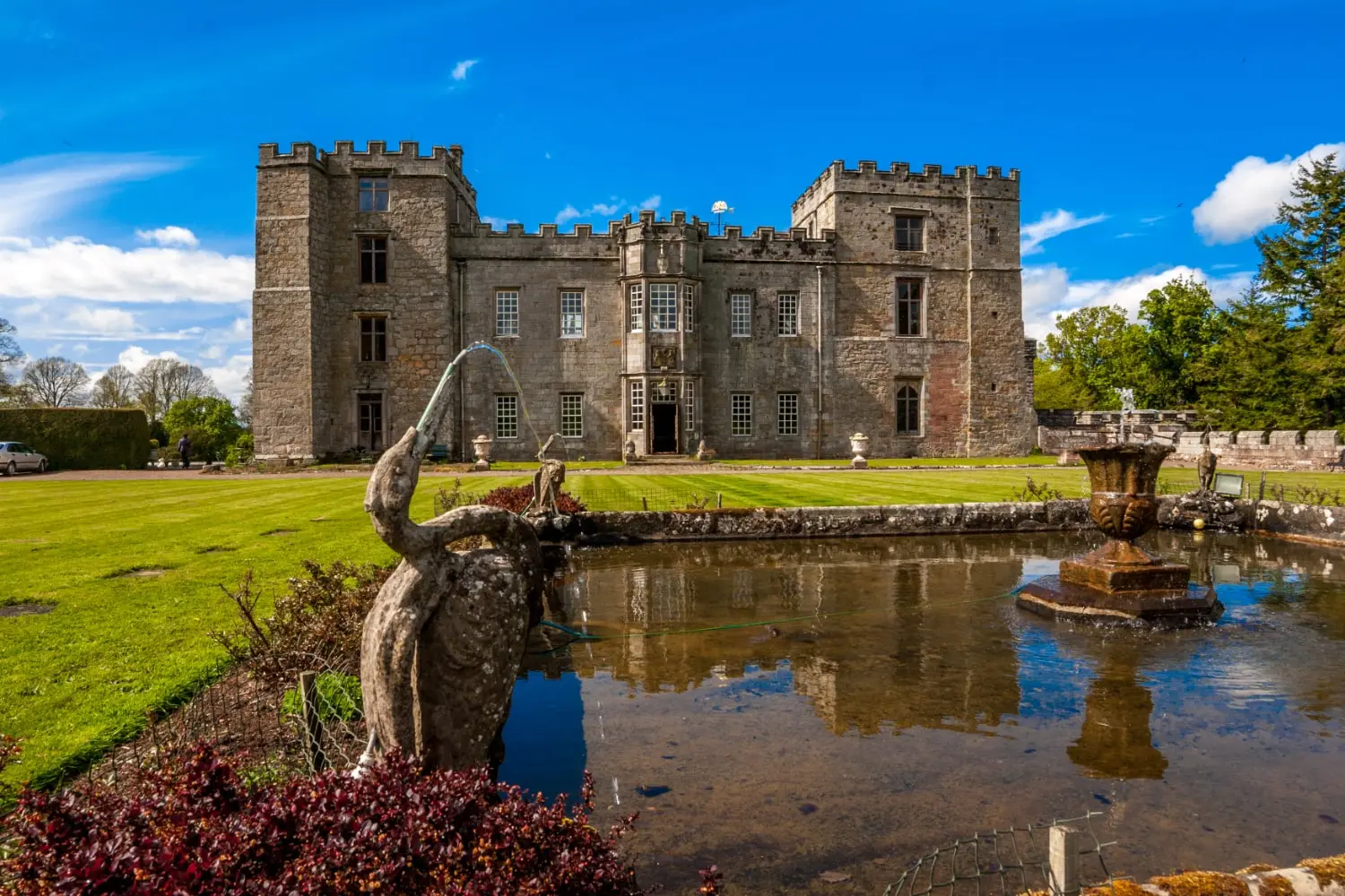 haunted castles in England