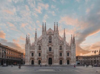 Exploring 9 of Milan’s Historic Squares: The City’s Heart and Soul