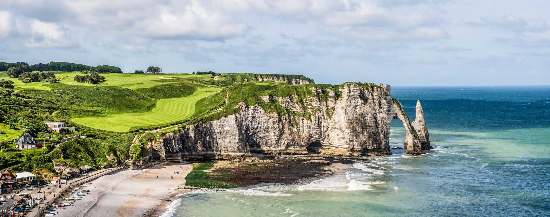 Normandy: 15 Stunning Things to do in the Region of Beauty and History