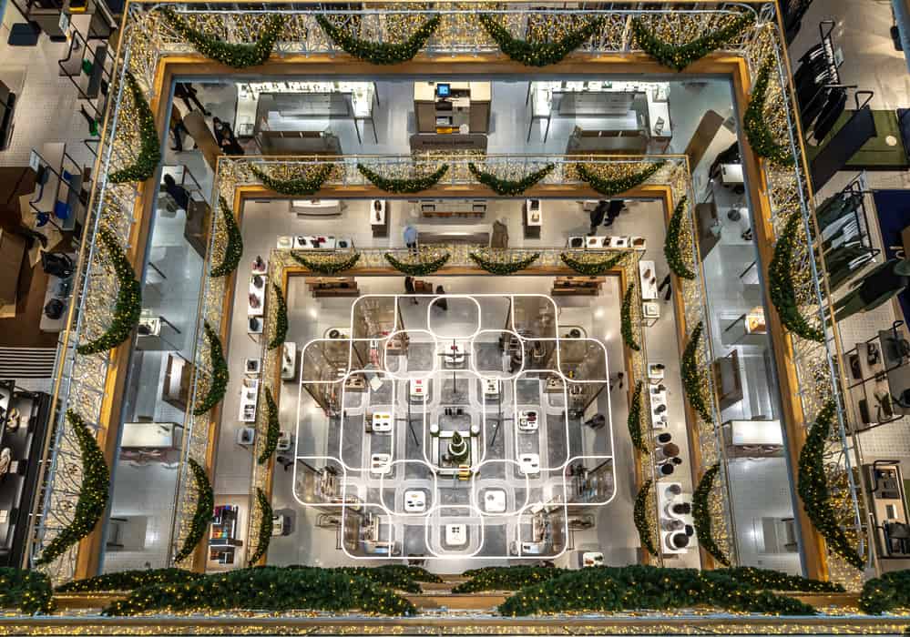 Interior of La Samaritain decorated at Christmas