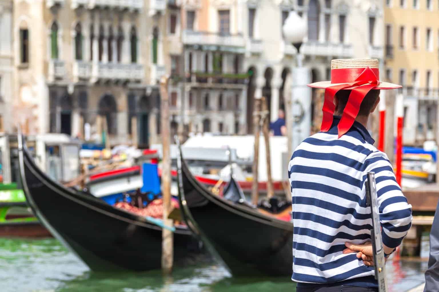 Italian Travel Statistics