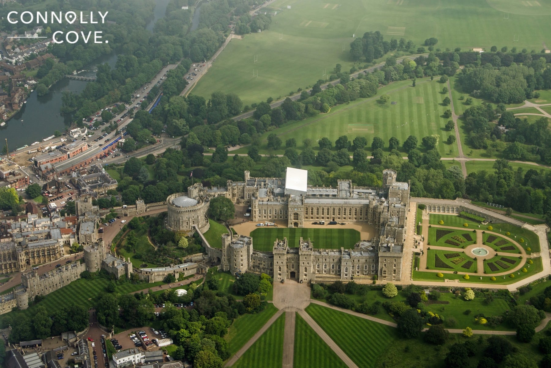 London in the Spring - Windsor Castle is a must-visit attraction in London, as it awakens in spring.