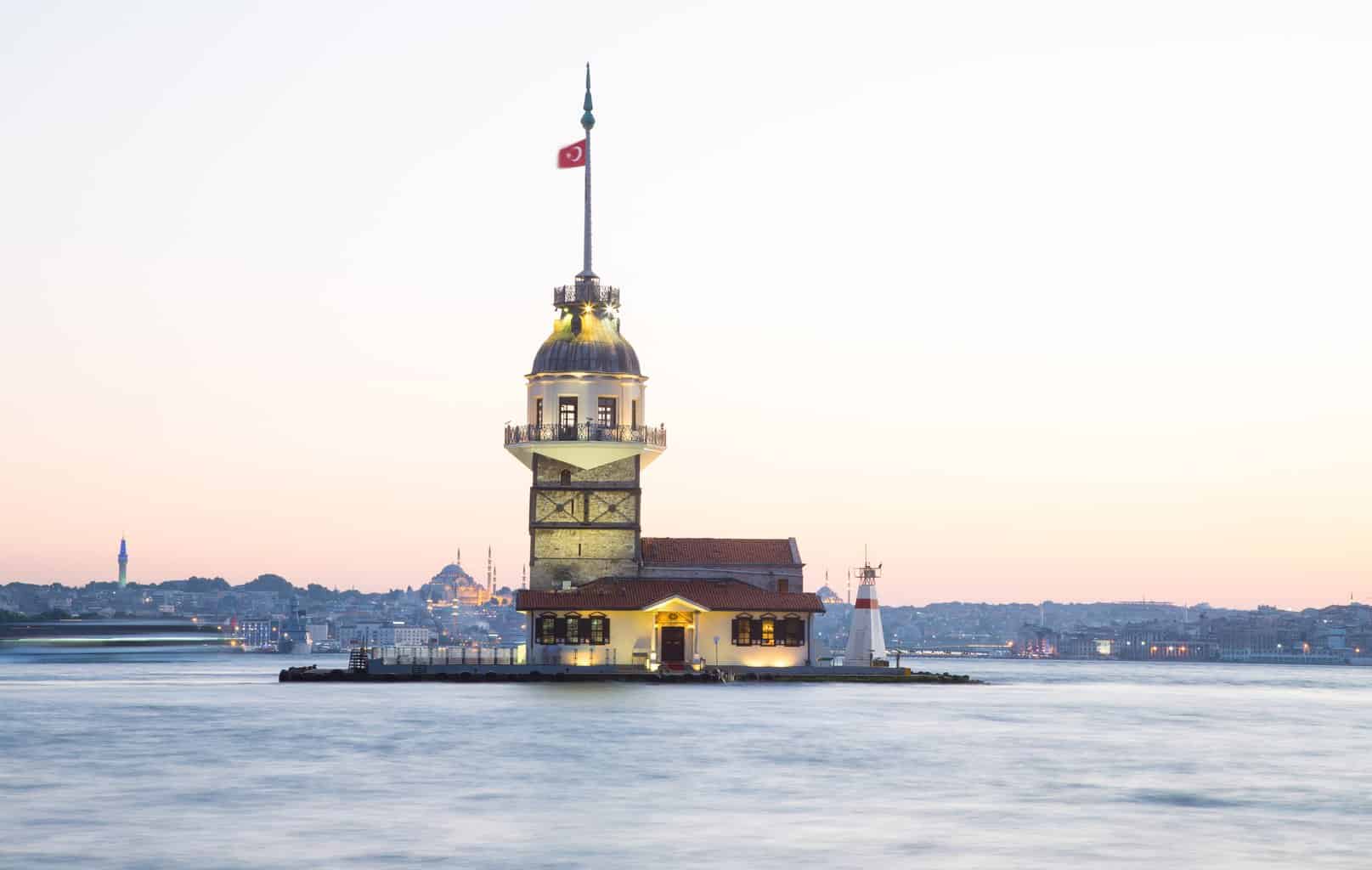 Maiden's Tower 'Kız Kulesi': All You Need to Know About the Legendary Landmark!