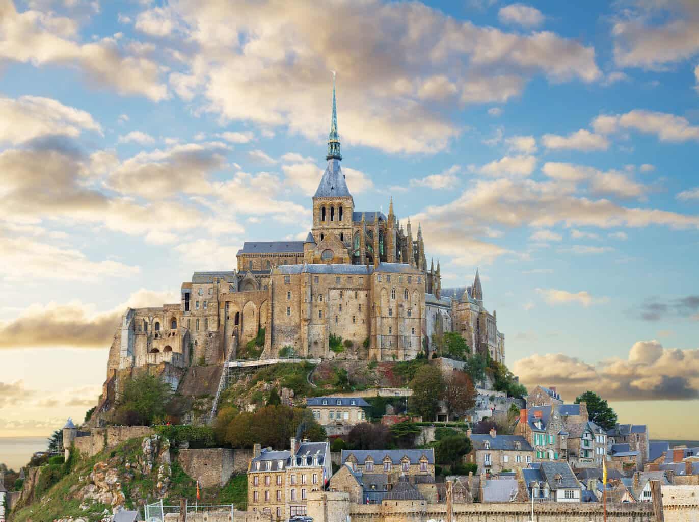 Normandy: 15 Stunning Things to do in the Region of Beauty and History