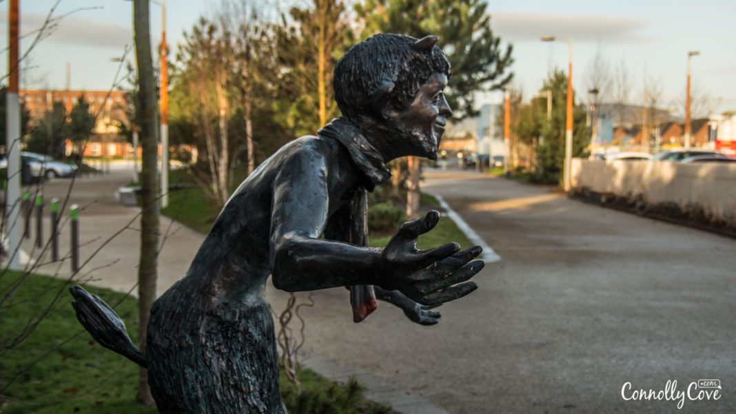 Mr.Tumnus-CS Lewis Square-Narina