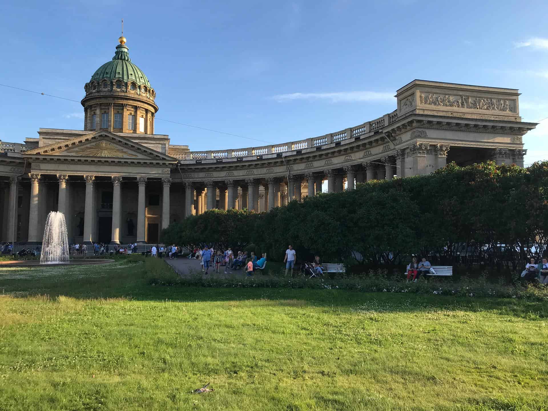 Why Should You Visit Russia? 25 Cool Things to do, Where to Stay, Things You Need to Know & MORE
