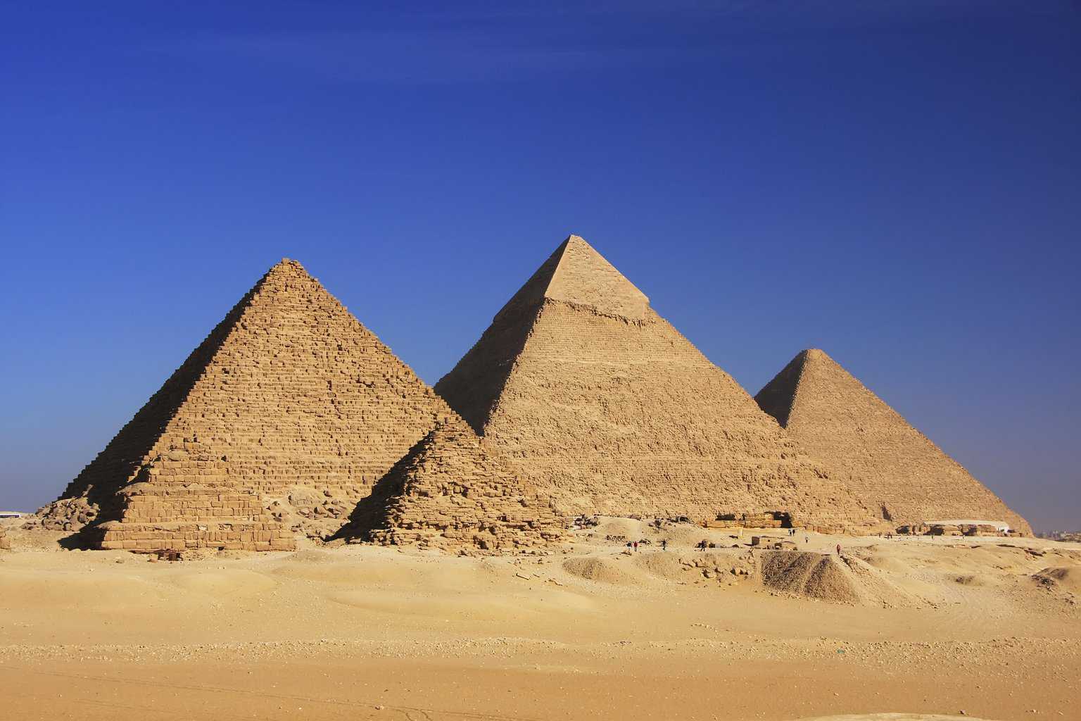 Bizarre Superstitions in Egypt Around 5 Renowned Monuments