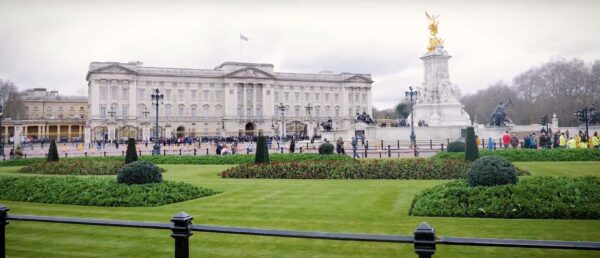 St James’s Park London – Popular London Parks